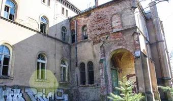 Zdjęcie opuszczonego miejsca: Opuszczony pałac w Świniarach, Świniary