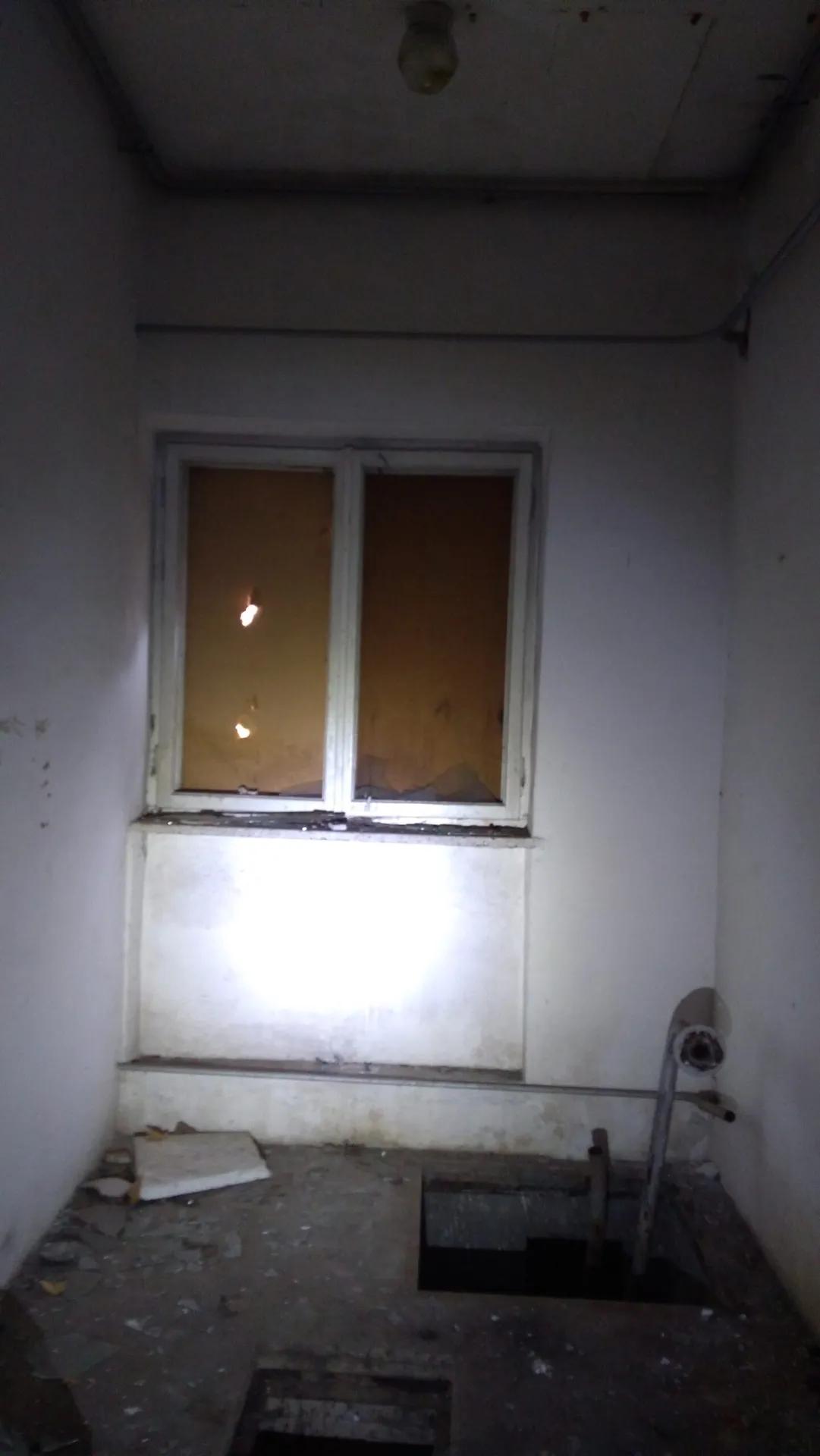 Zdjęcie opuszczonego miejsca: opuszczona przychodnia wojskowa