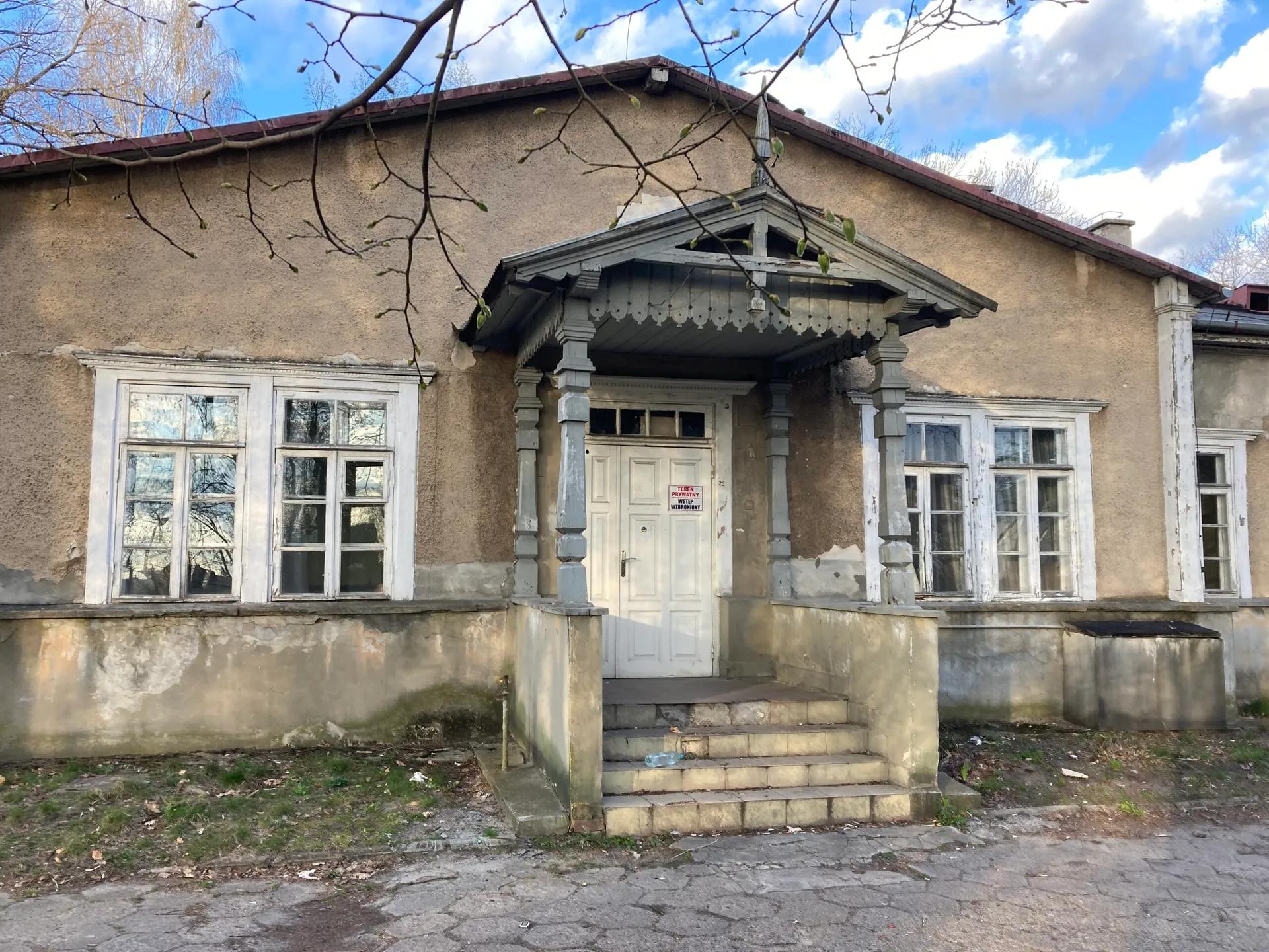 Zdjęcie opuszczonego miejsca: Opuszczony Szpital Psychiatryczny “Drewnica,,