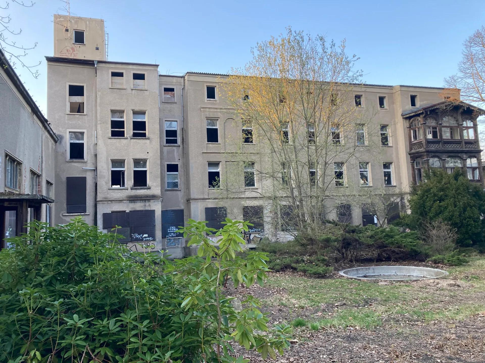 Zdjęcie opuszczonego miejsca: Opuszczony Szpital Psychiatryczny