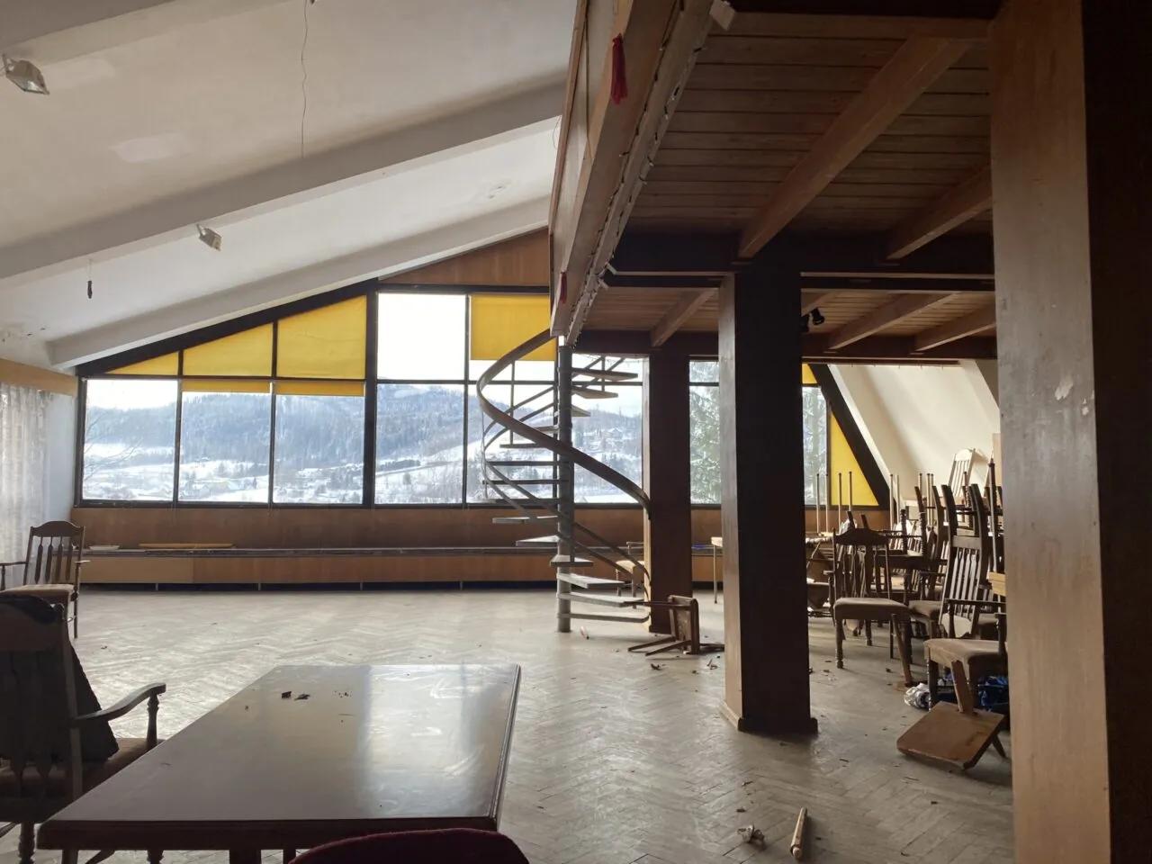 Zdjęcie opuszczonego miejsca: Dom Wczasowy Halny