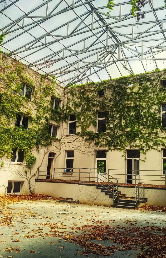 Zdjęcie opuszczonego miejsca: Spa Morena w Łagowie.