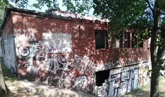 Zdjęcie opuszczonego miejsca: Stary budynek klubu żeglarskiego