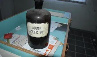 Zdjęcie opuszczonego miejsca: Opuszczona apteka w Suchedniowie