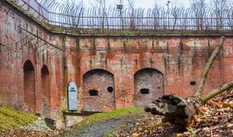 Zdjęcie opuszczonego miejsca: Fort Va, Poznań