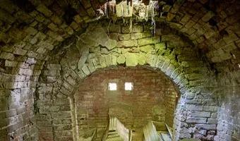 Zdjęcie opuszczonego miejsca: Ruiny mauzoleum