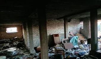 Zdjęcie opuszczonego miejsca: Dom z magazynem