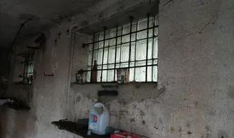 Zdjęcie opuszczonego miejsca: Dom z magazynem