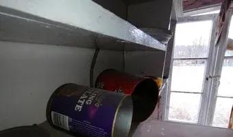 Zdjęcie opuszczonego miejsca: Opuszczony dom z budynkiem gospodarczym