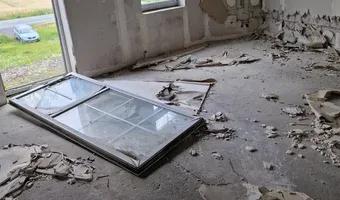 Zdjęcie opuszczonego miejsca: Opuszczona restauracja z częścią hotelową