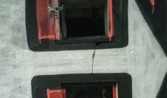 Zdjęcie opuszczonego miejsca: Budynek i tory bocznicy kolejowej