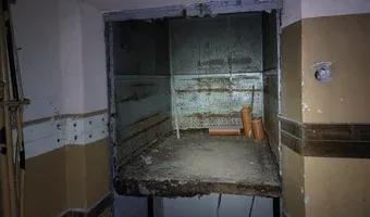 Zdjęcie opuszczonego miejsca: Zakłady "Rekord"