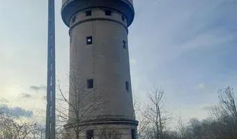 Zdjęcie opuszczonego miejsca: Opuszczona duża wieża ciśnień