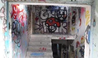 Zdjęcie opuszczonego miejsca: Opuszczony dom w stanie surowym