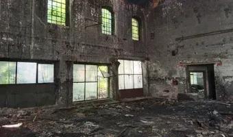 Zdjęcie opuszczonego miejsca: Opuszczona hala Dozametu