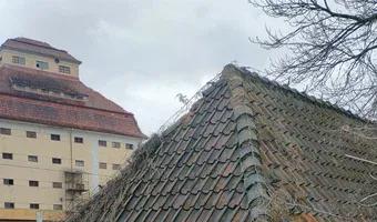 Zdjęcie opuszczonego miejsca: Opuszczony budynek przy torach