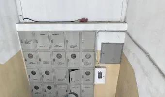 Zdjęcie opuszczonego miejsca: Opuszczone piwniczne WC.