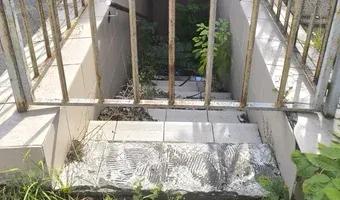 Zdjęcie opuszczonego miejsca: Opuszczone piwniczne WC.