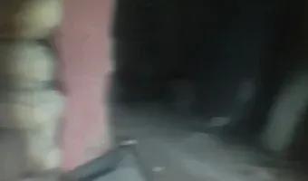 Zdjęcie opuszczonego miejsca: Niedokończony dom ze starym melexem