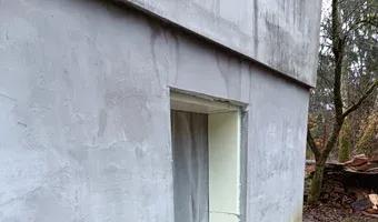 Zdjęcie opuszczonego miejsca: Niedokończony remont dużego domu