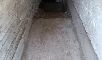 Zdjęcie opuszczonego miejsca: Niedokończony remont dużego domu