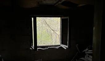 Zdjęcie opuszczonego miejsca: Opuszczony dom ze szklarniami