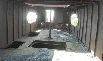 Zdjęcie opuszczonego miejsca: Wrak na jez. Dąbie, k. Lubczyny