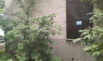 Zdjęcie opuszczonego miejsca: Opuszczony dobrze zachowany blok.