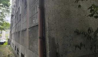 Zdjęcie opuszczonego miejsca: Opuszczony dobrze zachowany blok.