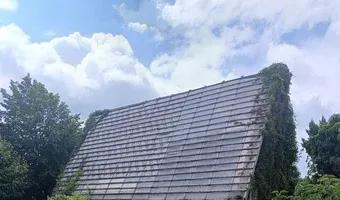 Zdjęcie opuszczonego miejsca: Opuszczony domek z garażem