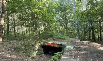 Zdjęcie opuszczonego miejsca: Prawy boczny punkt kierowania ogniem