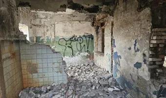 Zdjęcie opuszczonego miejsca: Opuszczony zakład z kominem