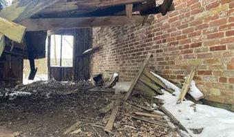 Zdjęcie opuszczonego miejsca: Zrujnowany dom