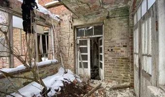 Zdjęcie opuszczonego miejsca: Zrujnowany dom