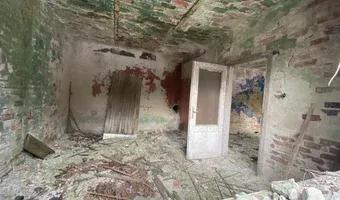 Zdjęcie opuszczonego miejsca: Zrujnowany dom