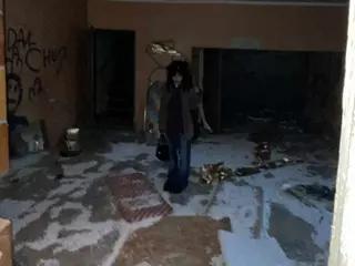 Miniatura: Opuszczony dom wielopiętrowy