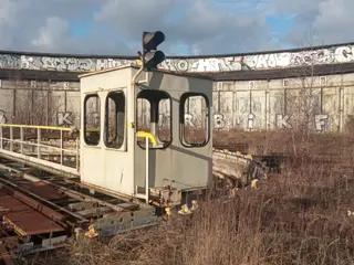 Miniatura: OPUSZCZONA LOKOMOTYWOWNIA