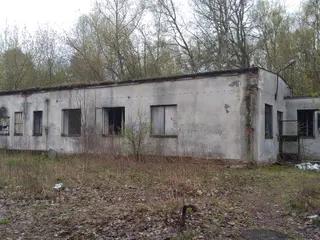 Miniatura: opuszczona przychodnia wojskowa