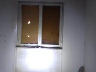 Miniatura: opuszczona przychodnia wojskowa