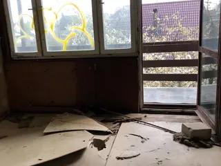 Miniatura: Dom opuszczony w 2000