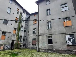 Miniatura: Zespół kamienic mieszkalnych