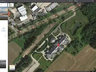 Miniatura: Sporej wielkosci zajazd / hotel przy trasie DK60 pomiędzy Gośtyniem a Płockiem.