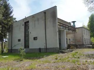 Miniatura: Opuszczony ośrodek wypoczynkowy