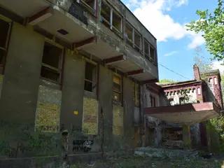 Miniatura: Cechownia i budynek biurowy KWK Murcki