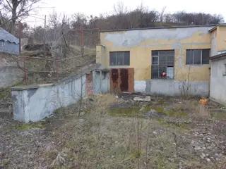 Miniatura: Opuszczona osiedlowa kotłownia