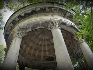 Miniatura: Mauzoleum Mielochów