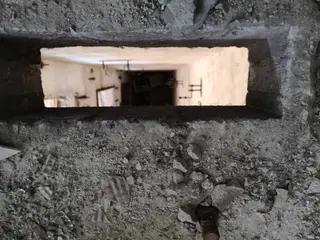 Miniatura: Opuszczona przychodnia przy KWK Śląsk