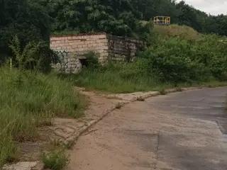 Miniatura: Opuszczony domek