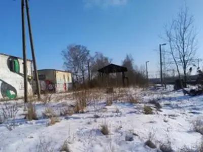 Opuszczony peron kolejowy w Łodzi