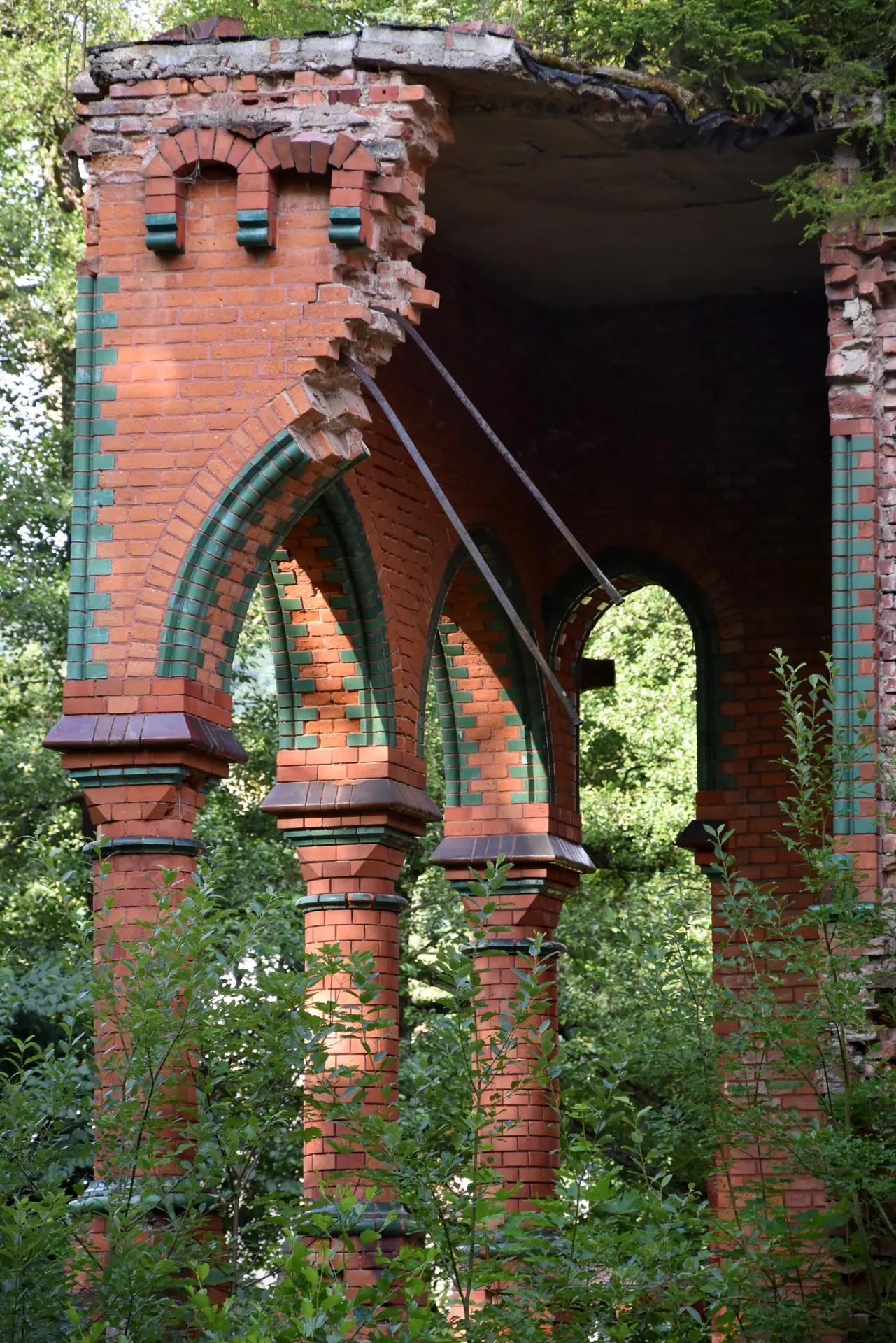 Zdjęcie opuszczonego miejsca: Legendarne Sanatorium Grunwald w Sokołowsku